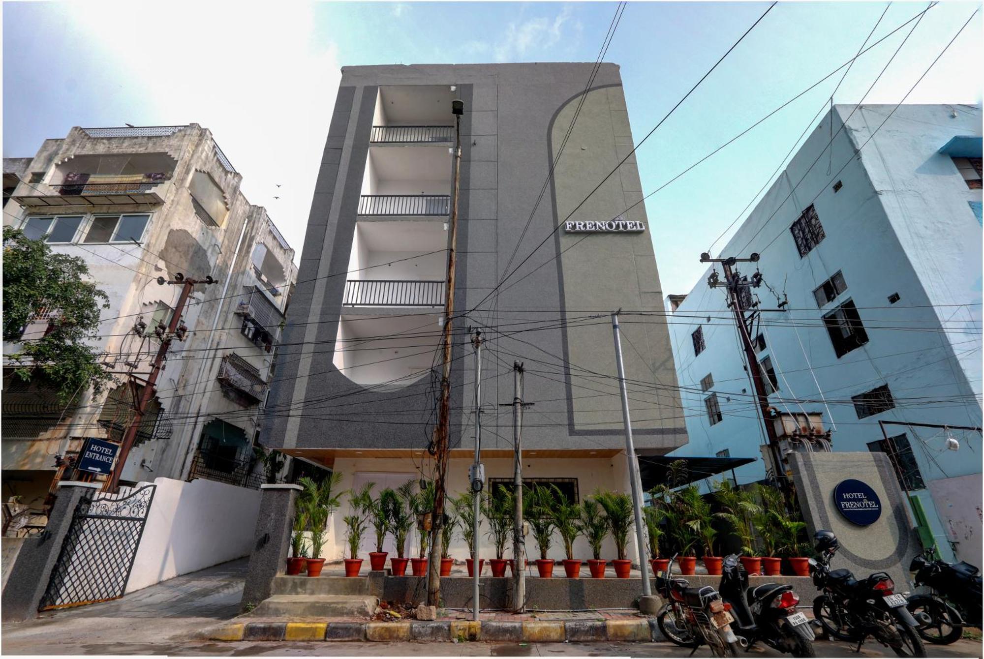 Frenotel Hyderabad Exterior foto